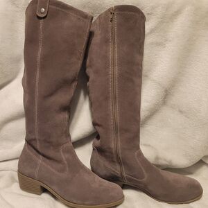 Bass Women's Heeled Boots - Taupe Suede
